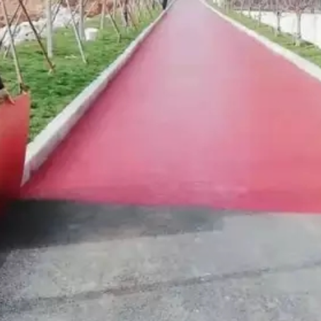 丰都​ 彩色路面喷涂翻新是一种低成本